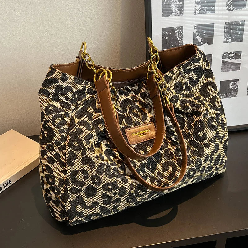 Astrid | Sac fourre-tout en toile imprimé léopard