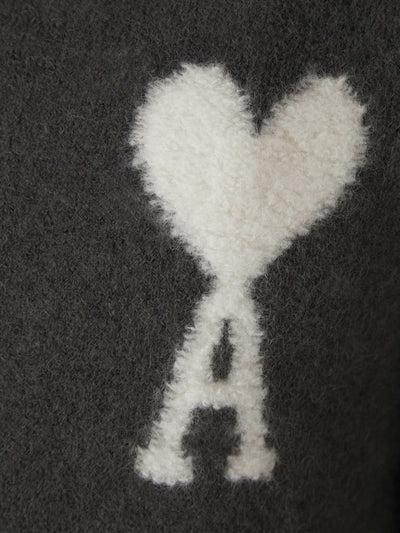 Ami | Pull imprimé en forme de cœur
