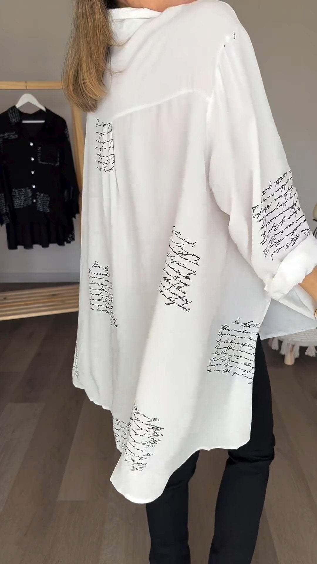 Monique | Chemise boutonnée écrite à la main