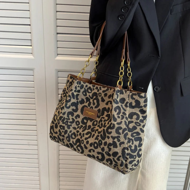 Astrid | Sac fourre-tout en toile imprimé léopard