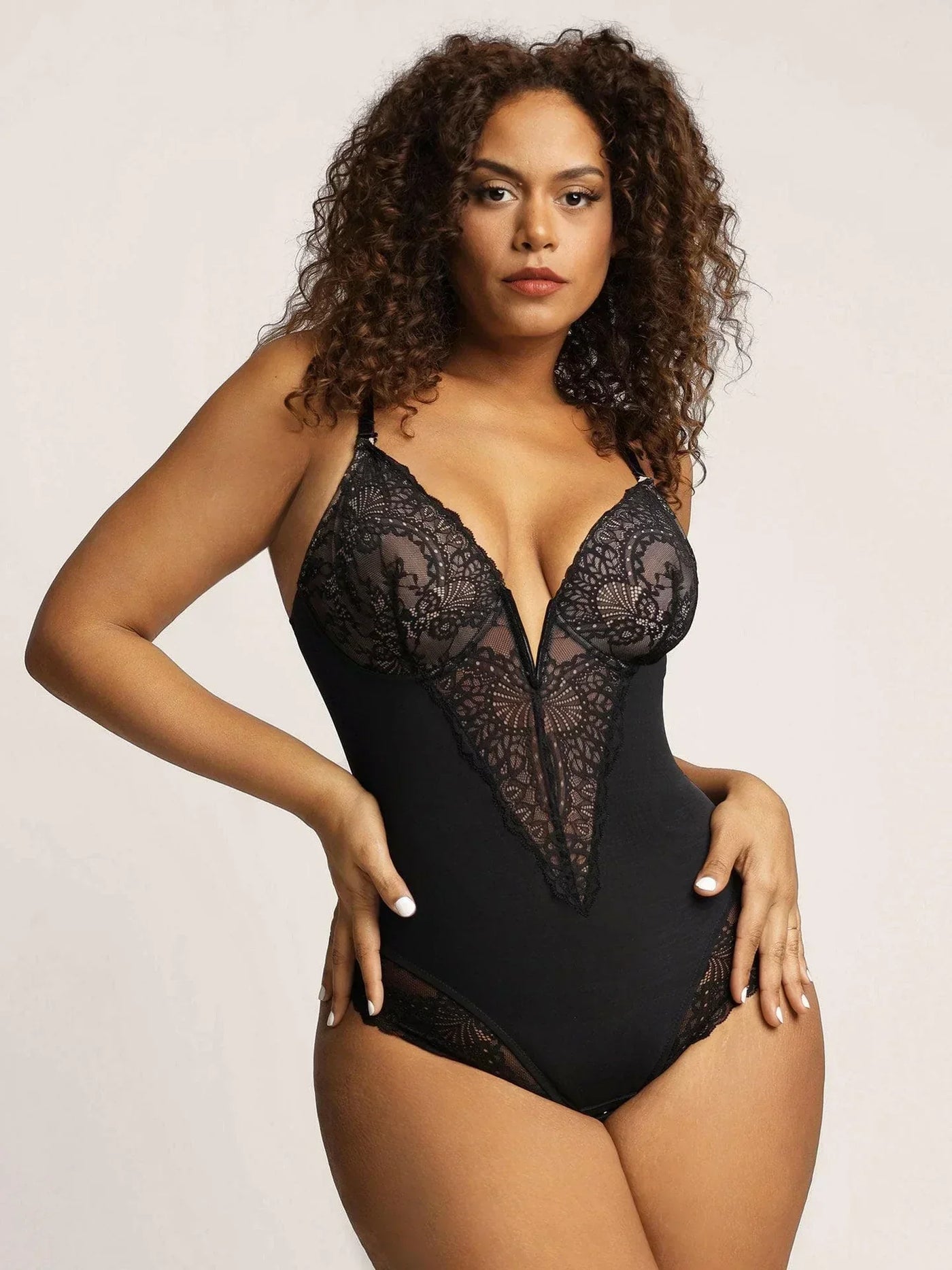 Denise | Body avec un profond décolleté en V