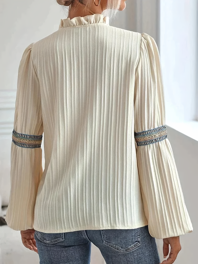 Aurore | Magnifique blouse à col en V