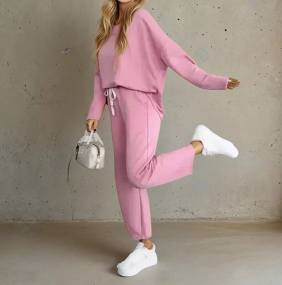 Amy & Olivia - Ensemble deux pièces doux comme du beurre et élégant