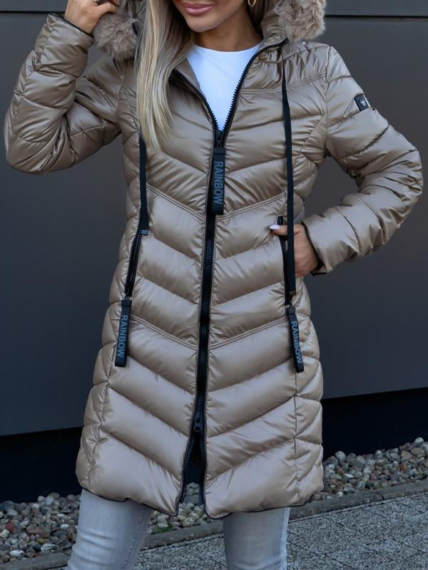 Manteau long en duvet avec capuche en fourrure