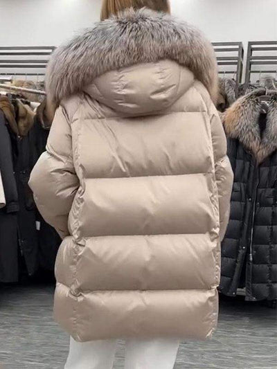 Veste en duvet mi-longue avec capuche en fourrure