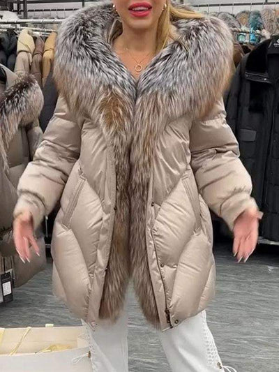 Veste en duvet mi-longue avec capuche en fourrure