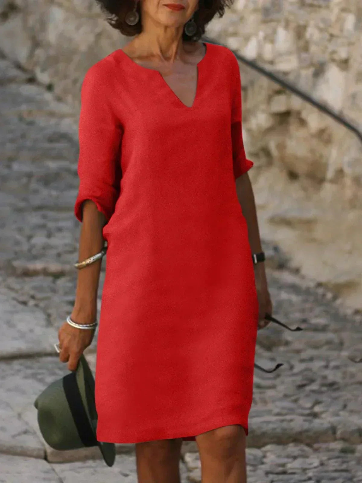 Nadine | Robe élégante avec décolleté en V