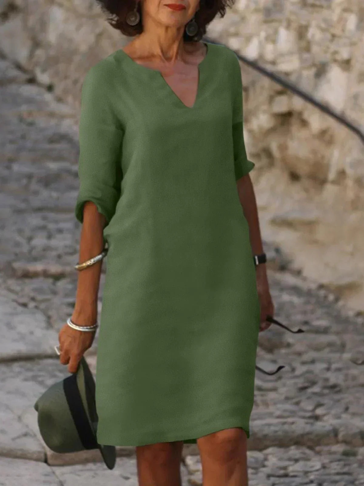 Nadine | Robe élégante avec décolleté en V