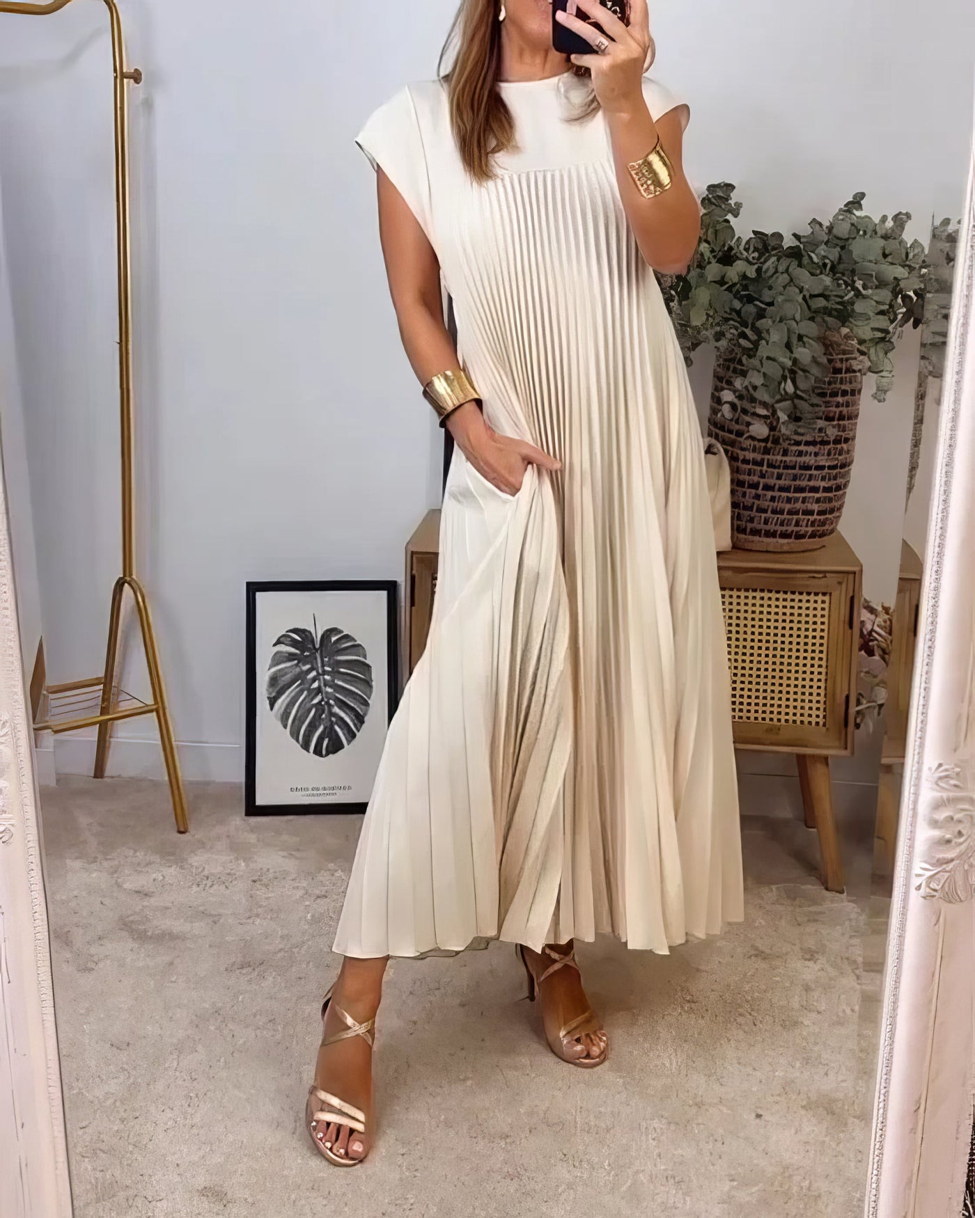 Aline | Robe plissée sans manches