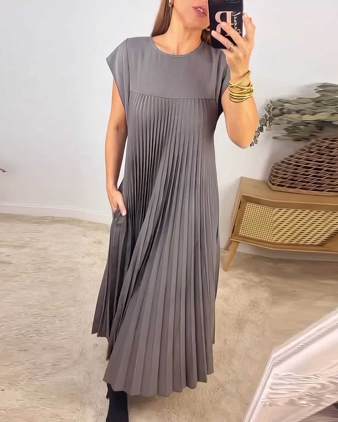 Aline | Robe plissée sans manches