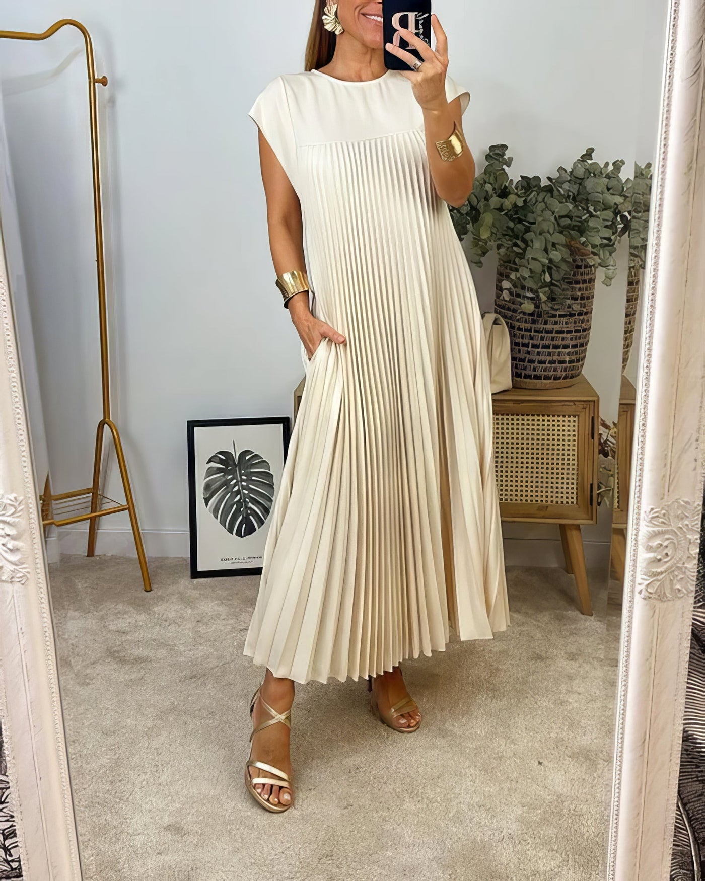 Aline | Robe plissée sans manches